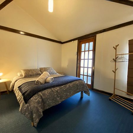Kawi Hostel ปวยร์โตนาตาเลส ภายนอก รูปภาพ