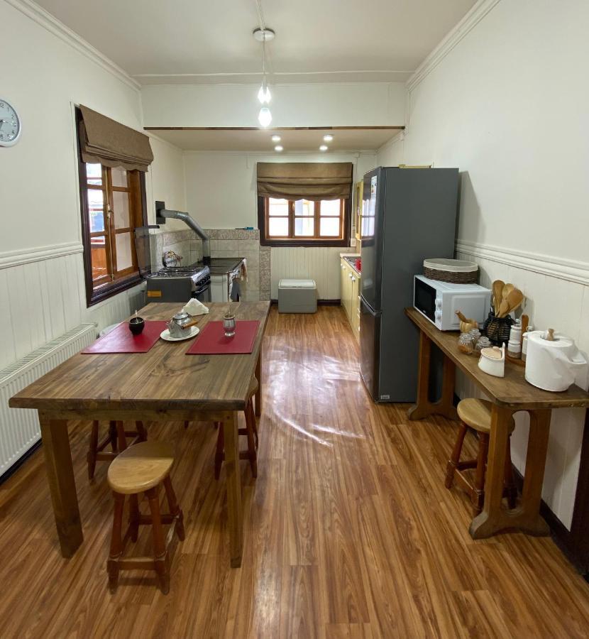 Kawi Hostel ปวยร์โตนาตาเลส ภายนอก รูปภาพ